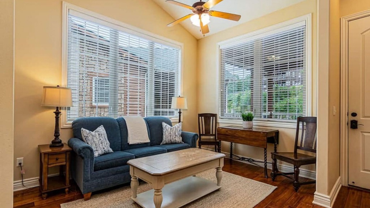 Photo of Livingroom in Indian Point