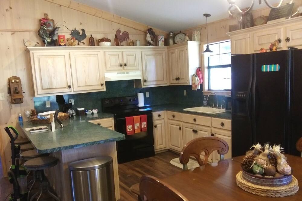 Photo of Kitchen in Gilmer