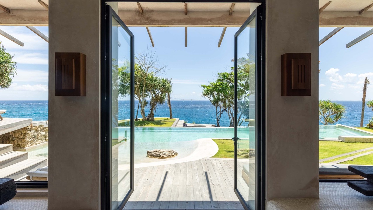 Photo of Others in Mushroom Bay