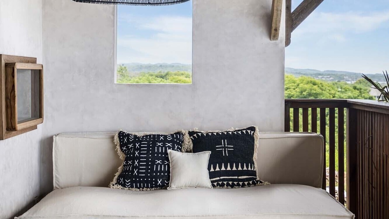 Photo of Outdoor in Mushroom Bay