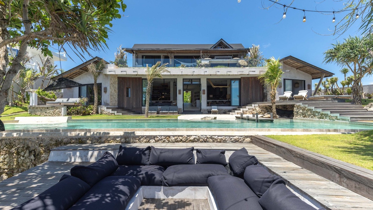 Photo of Outdoor in Mushroom Bay