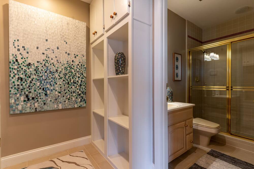 Photo of Bathroom in Lake Forest