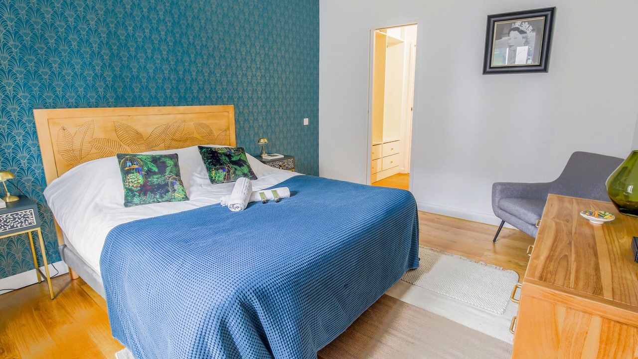Photo of Bedroom in 9th Arrondissement