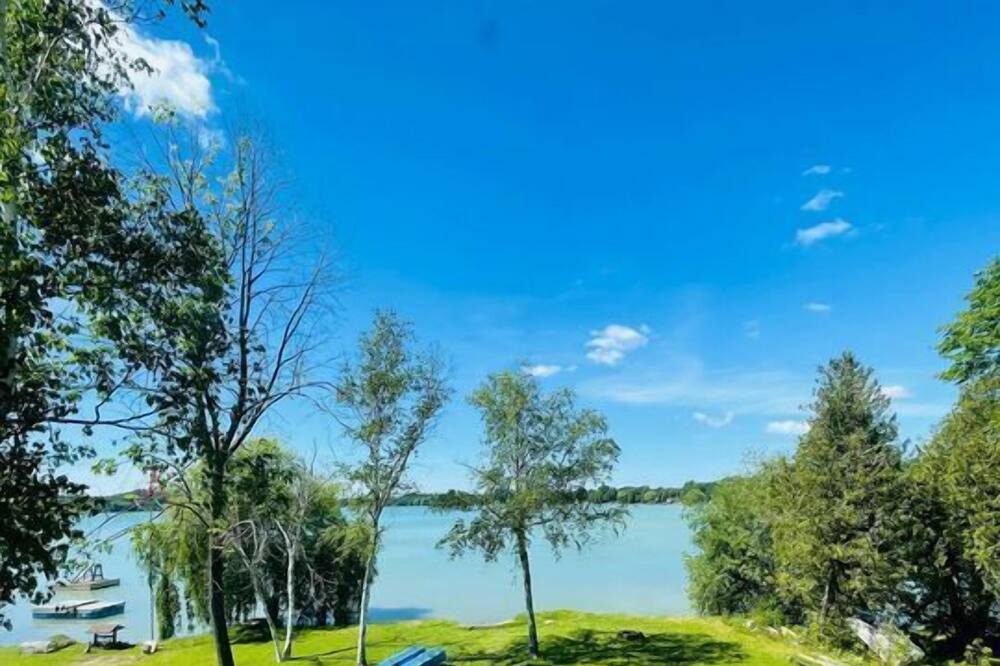 Photo of Outdoor in Colborne