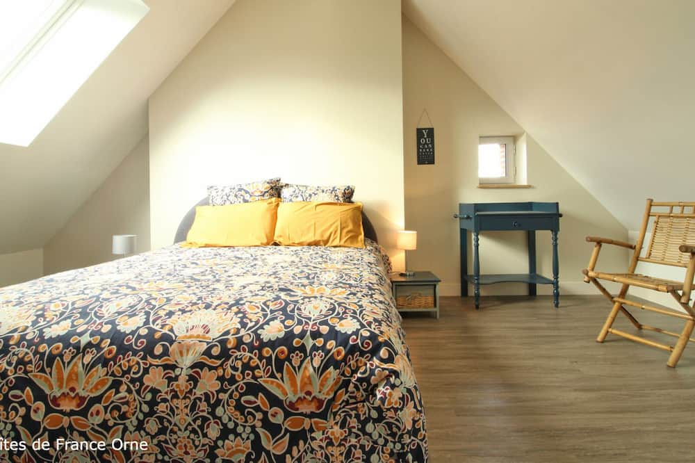 Photo of Bedroom in Pays de Mortagne-au-Perche