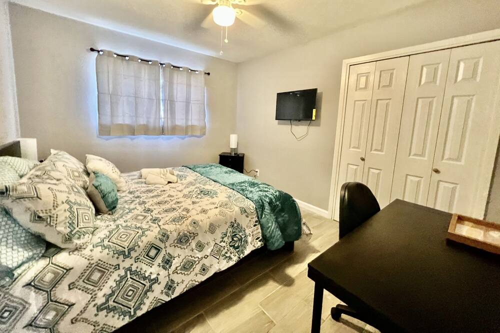 Photo of Bedroom in Universal City