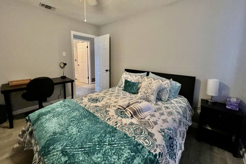 Photo of Bedroom in Universal City