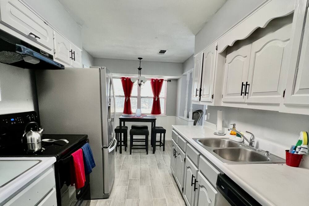 Photo of Kitchen in Universal City