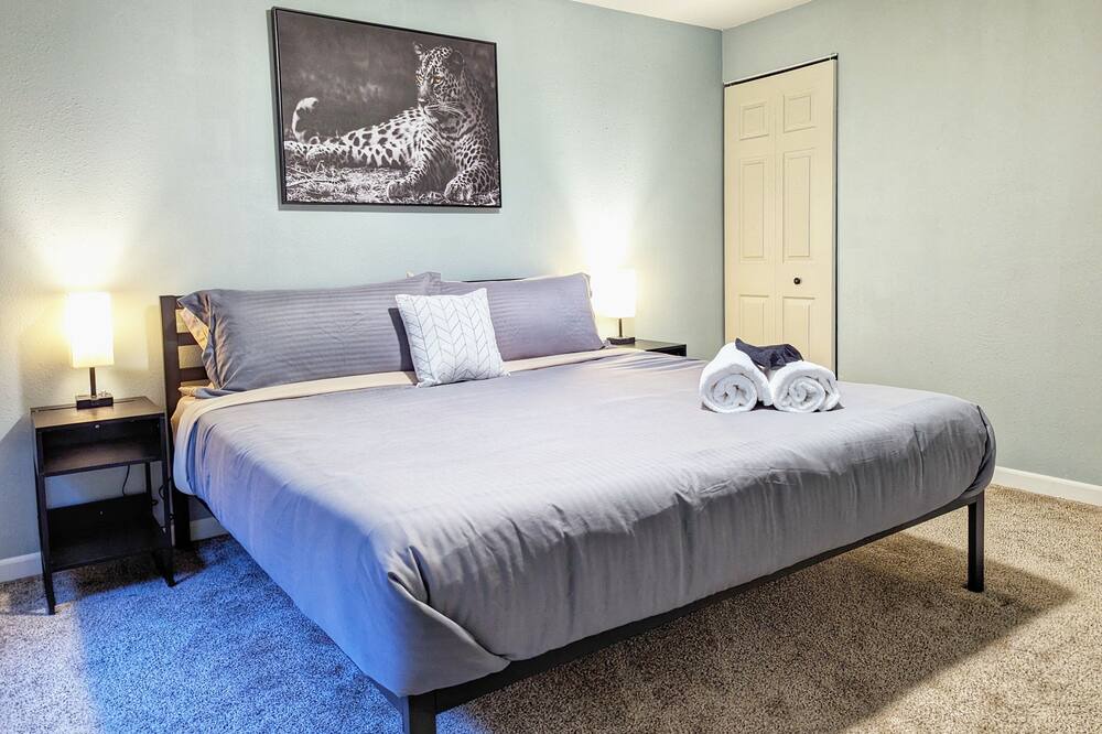 Photo of Bedroom in Southeast Colorado Springs
