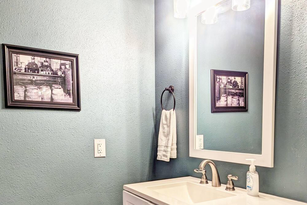 Photo of Bathroom in Southeast Colorado Springs