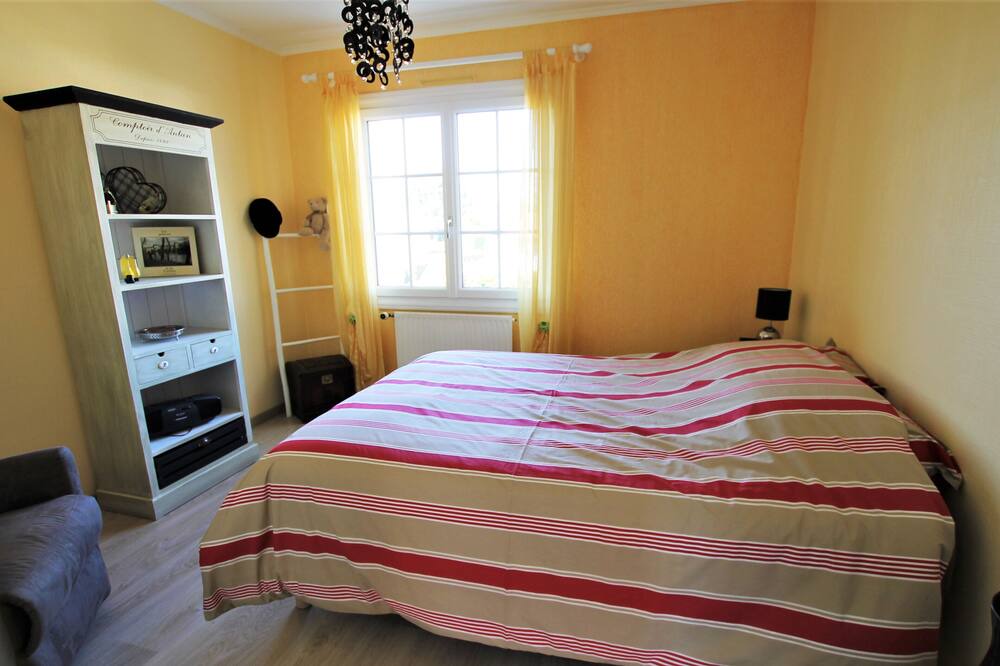 Photo of Bedroom in Avrille