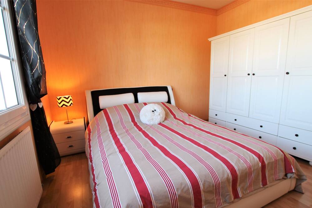 Photo of Bedroom in Avrille
