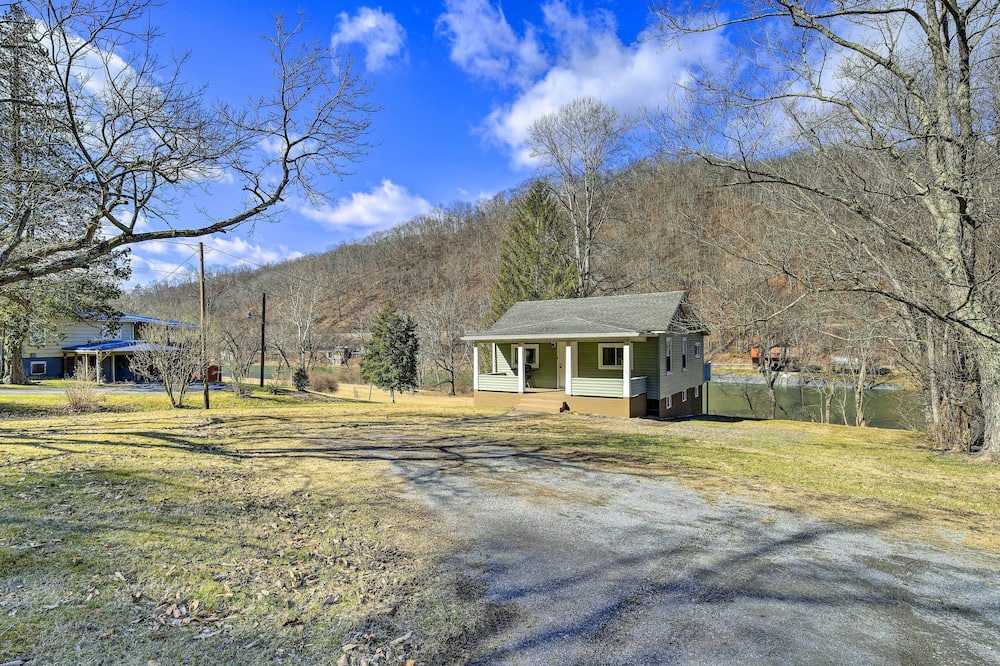 Photo of Outdoor in Hinton
