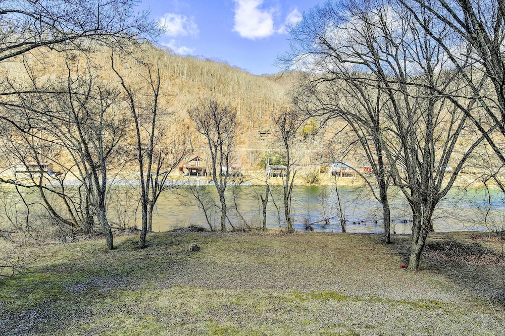 Photo of Others in Hinton