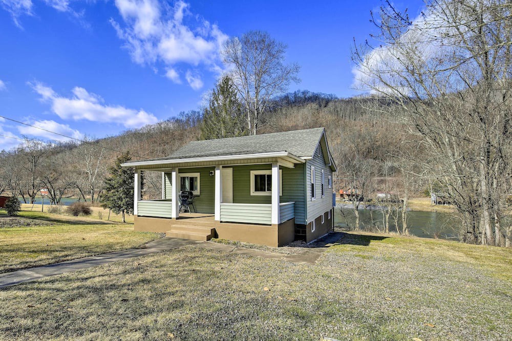 Photo of Outdoor in Hinton