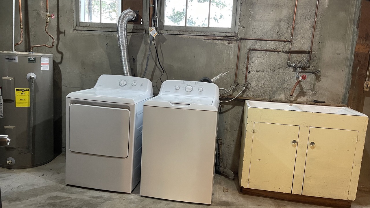 Photo of Others in Carson