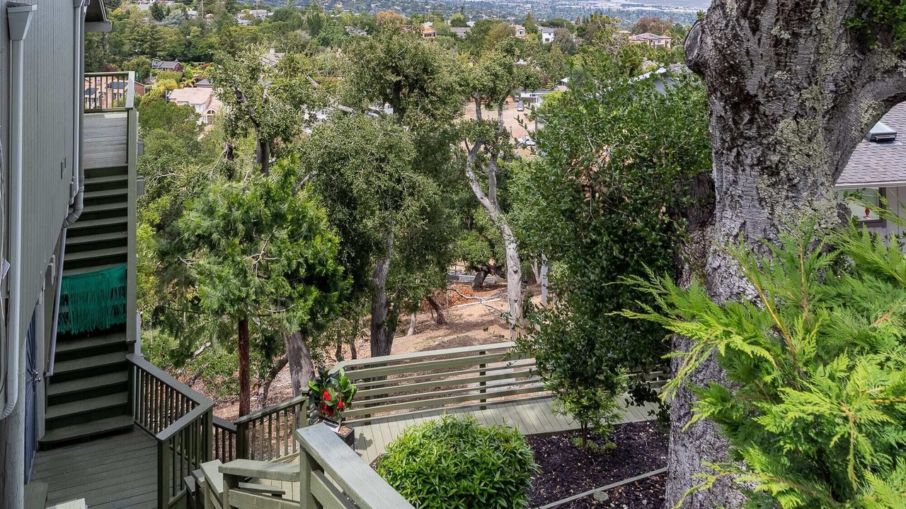 Photo of Outdoor in Farm Hills