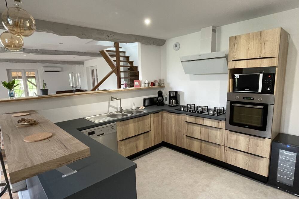 Photo of Kitchen in Allez-et-Cazeneuve