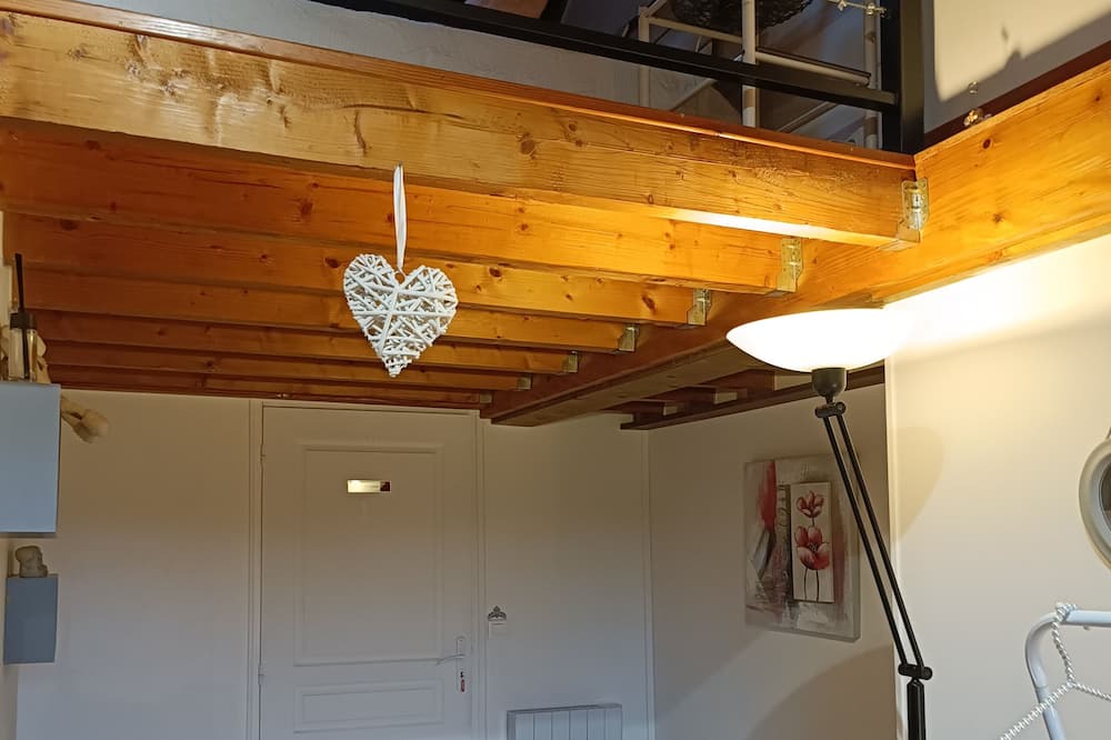 Photo of Bedroom in Moulins-le-Carbonnel