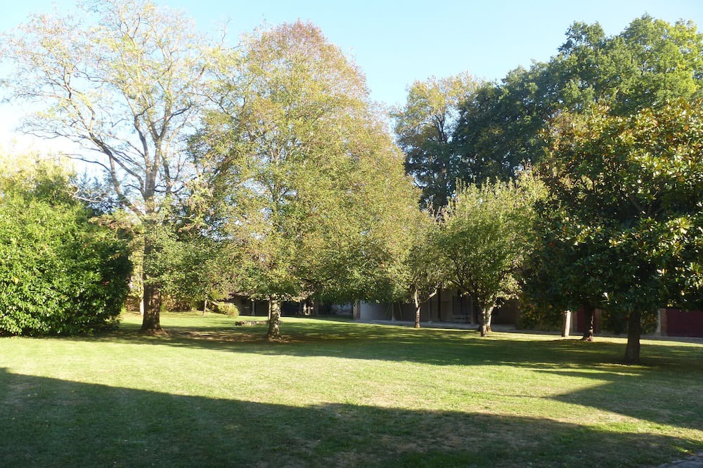 Photo of Outdoor in Maintenon