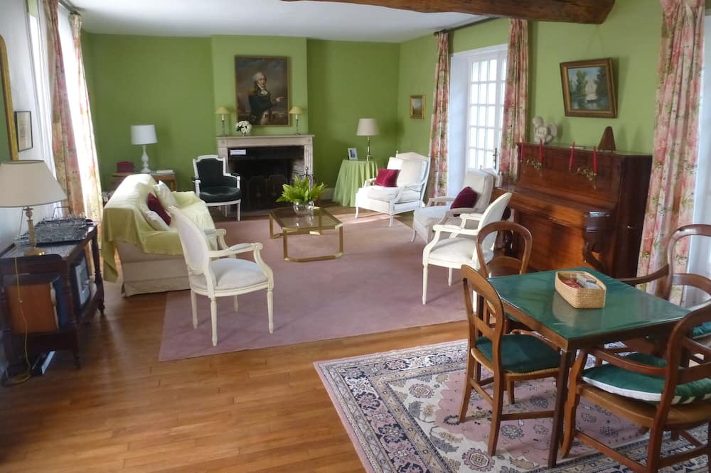 Photo of Others in Maintenon