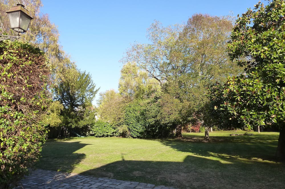 Photo of Outdoor in Maintenon