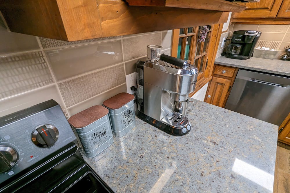 Photo of Kitchen in Notre-Dame-de-la-Merci