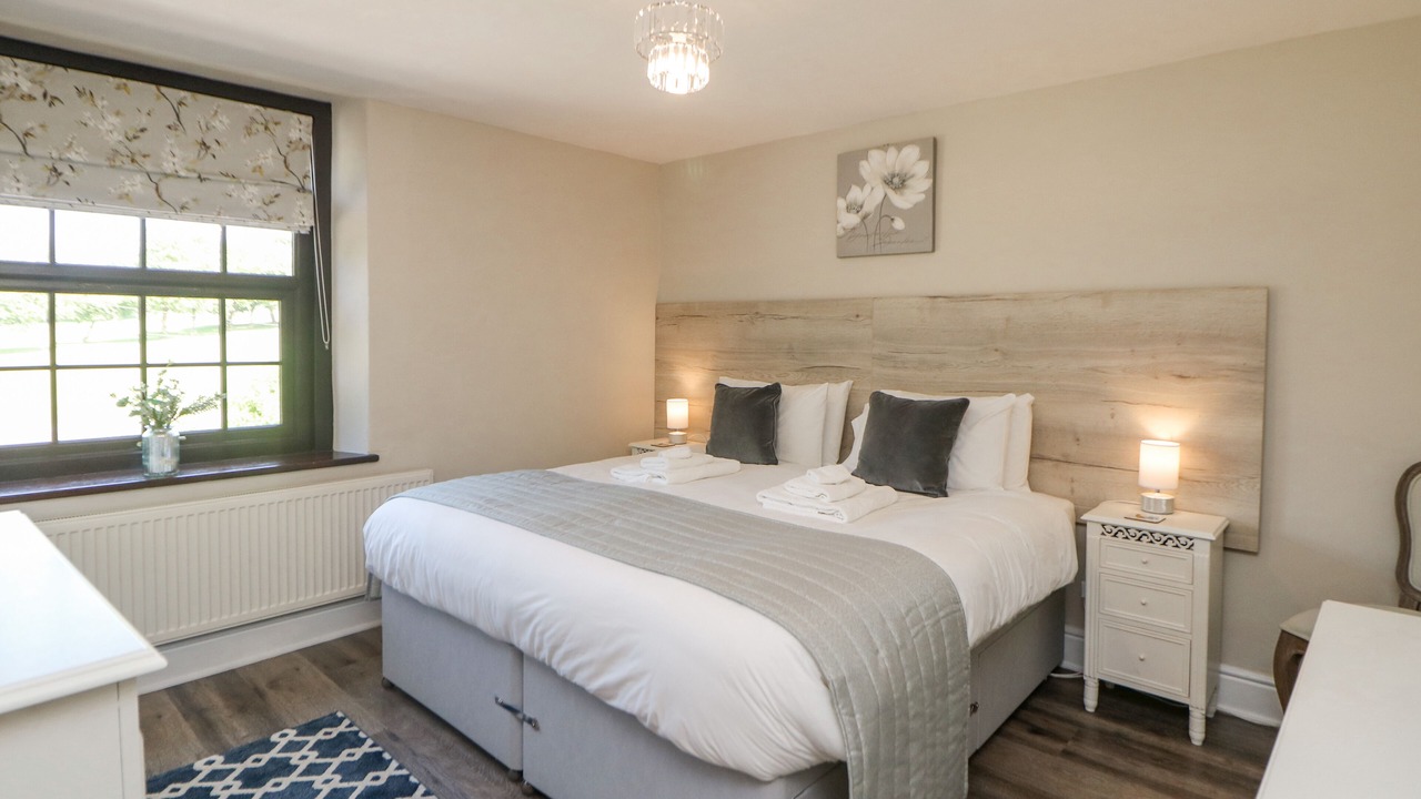 Photo of Others in Buxton