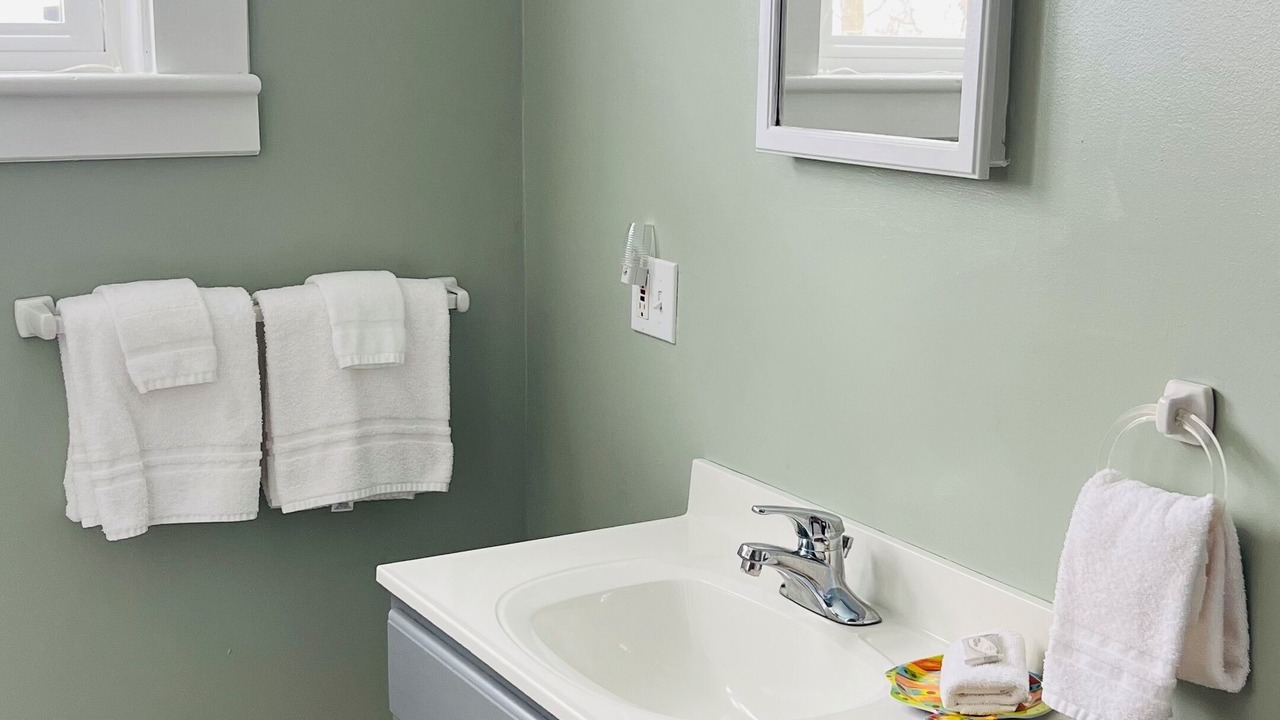 Photo of Bathroom in Frontenac