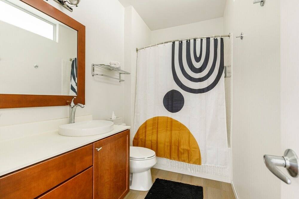 Photo of Bathroom in DeBaliviere Place