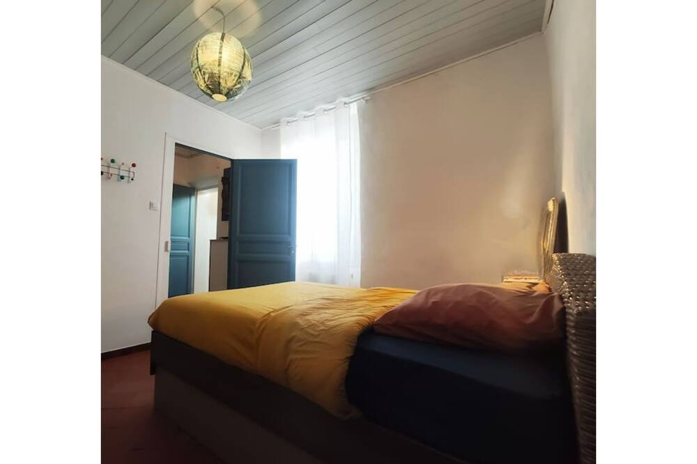 Photo of Bedroom in Estagel
