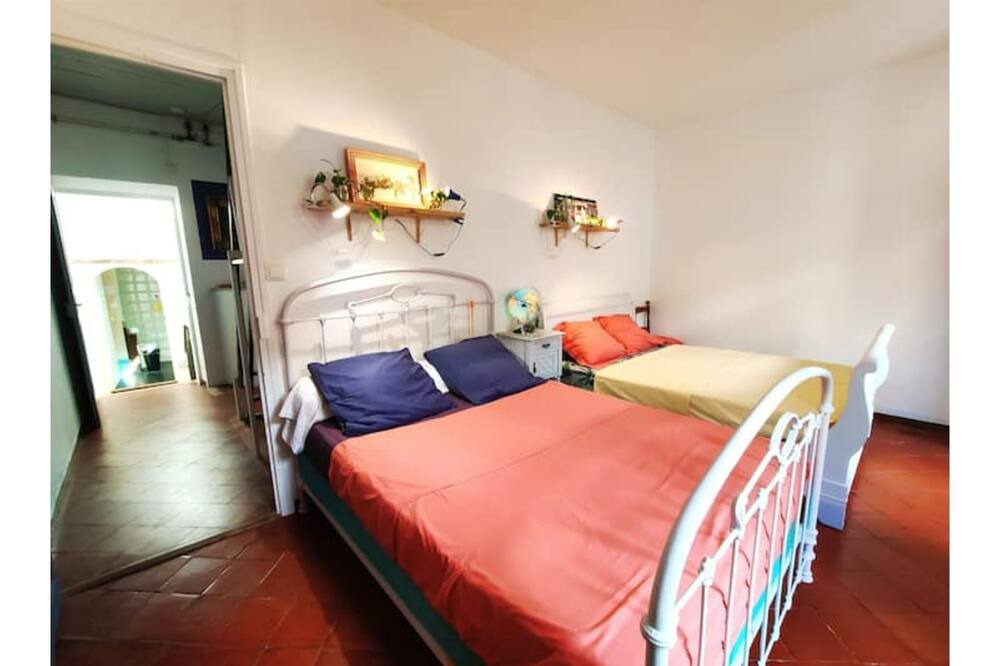 Photo of Bedroom in Estagel