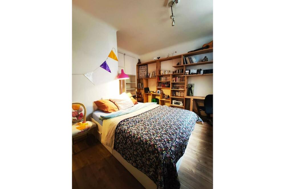 Photo of Bedroom in Estagel