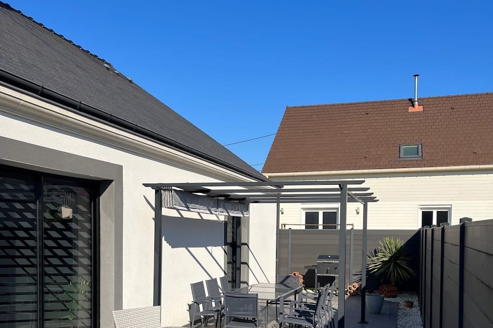 Photo of Outdoor in Clery-Saint-Andre