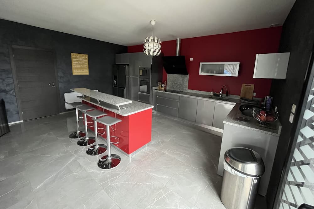 Photo of Others in Clery-Saint-Andre