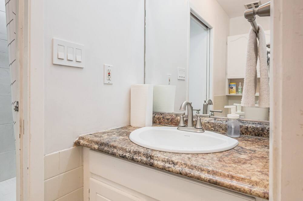 Photo of Bathroom in Georgian Bluffs