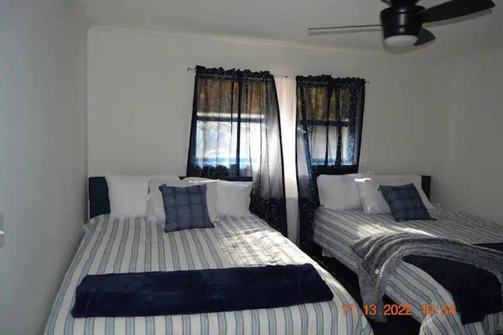 Photo of Bedroom in Salina
