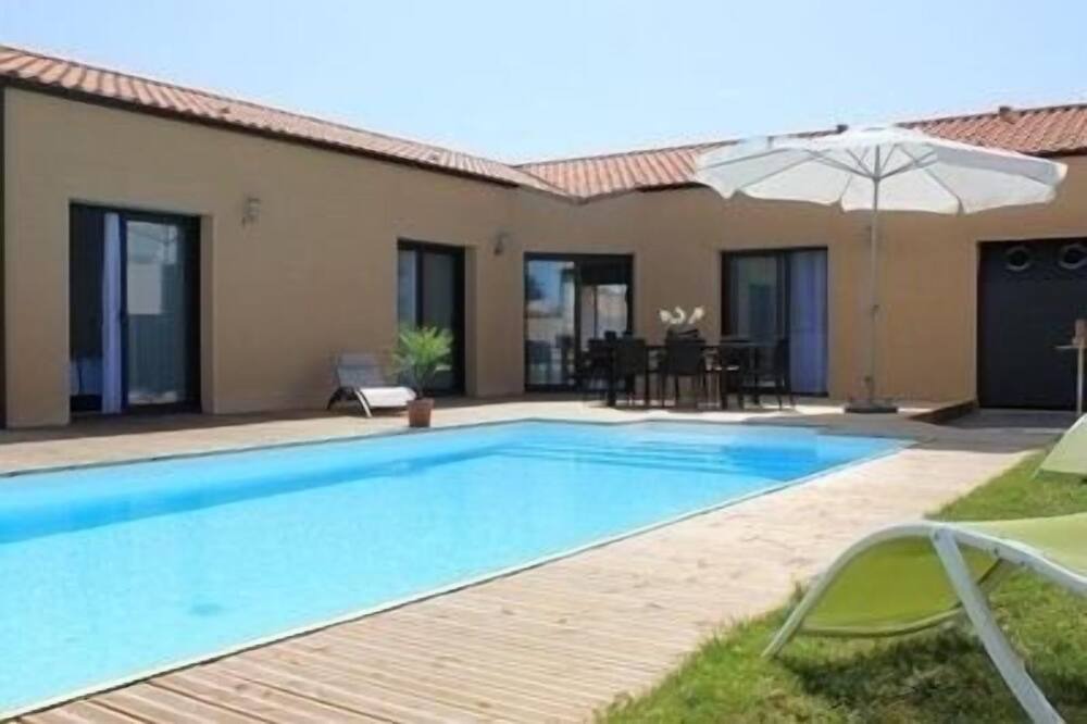 Photo of Outdoor in Brem Sur Mer