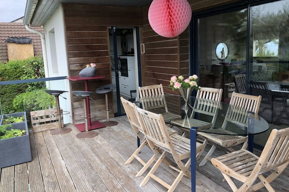 Photo of Outdoor in Bernieres-sur-Mer