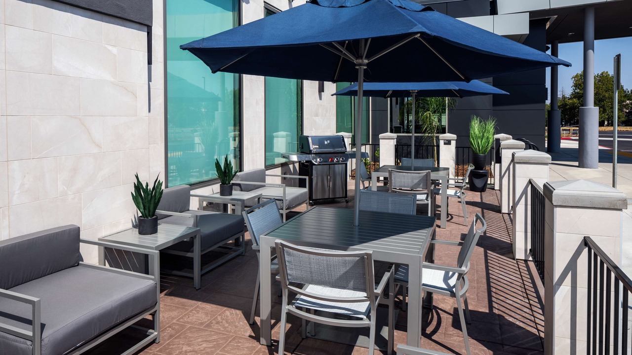 Photo of Patio Balcony in Nut Tree