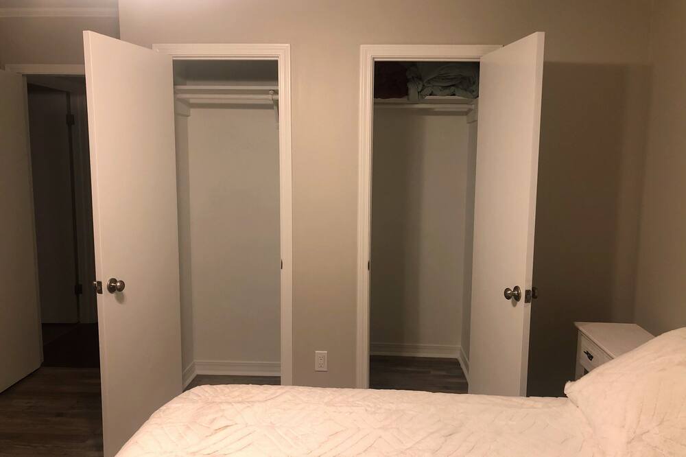 Photo of Bedroom in Shreveport