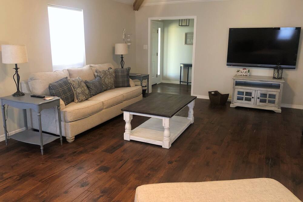 Photo of Livingroom in Shreveport
