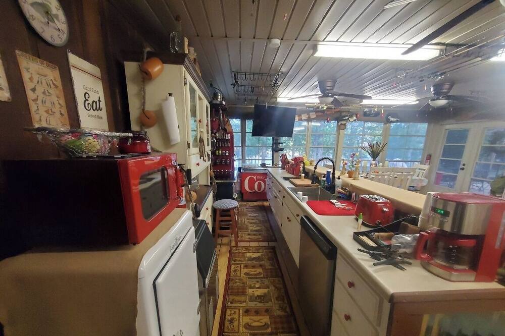 Photo of Kitchen in Shorterville