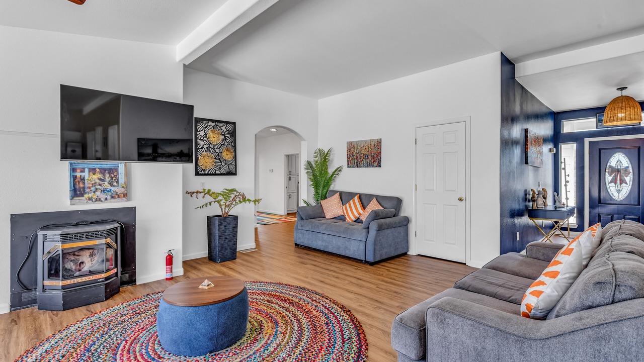 Photo of Livingroom in Pilot Hill