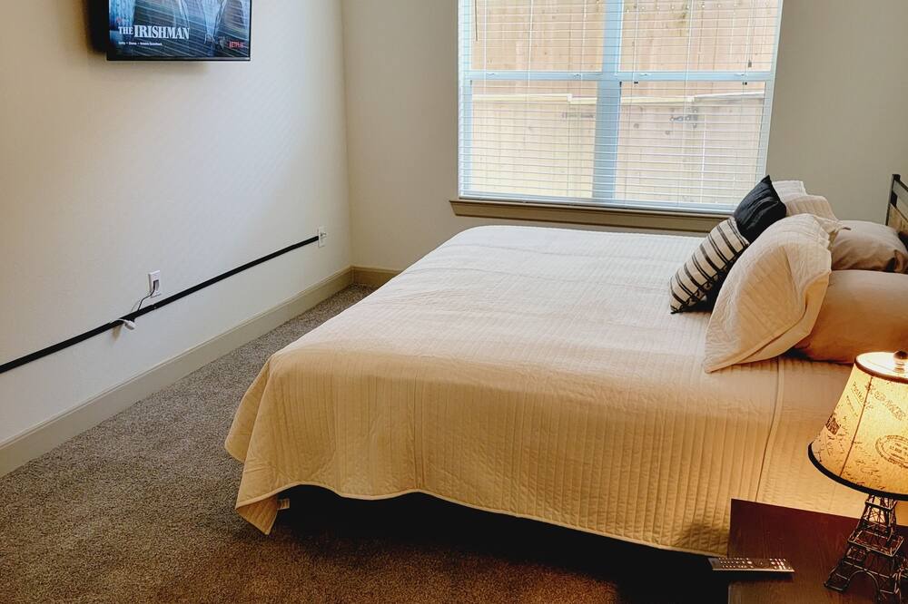 Photo of Bedroom in South Main