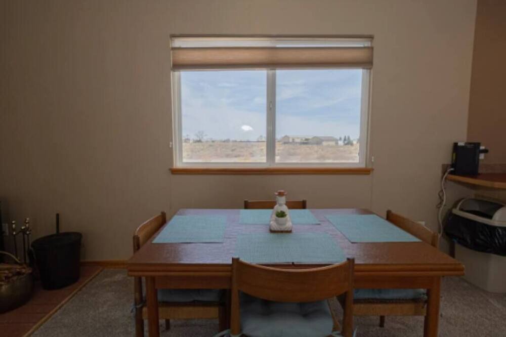 Photo of Livingroom in Crestone