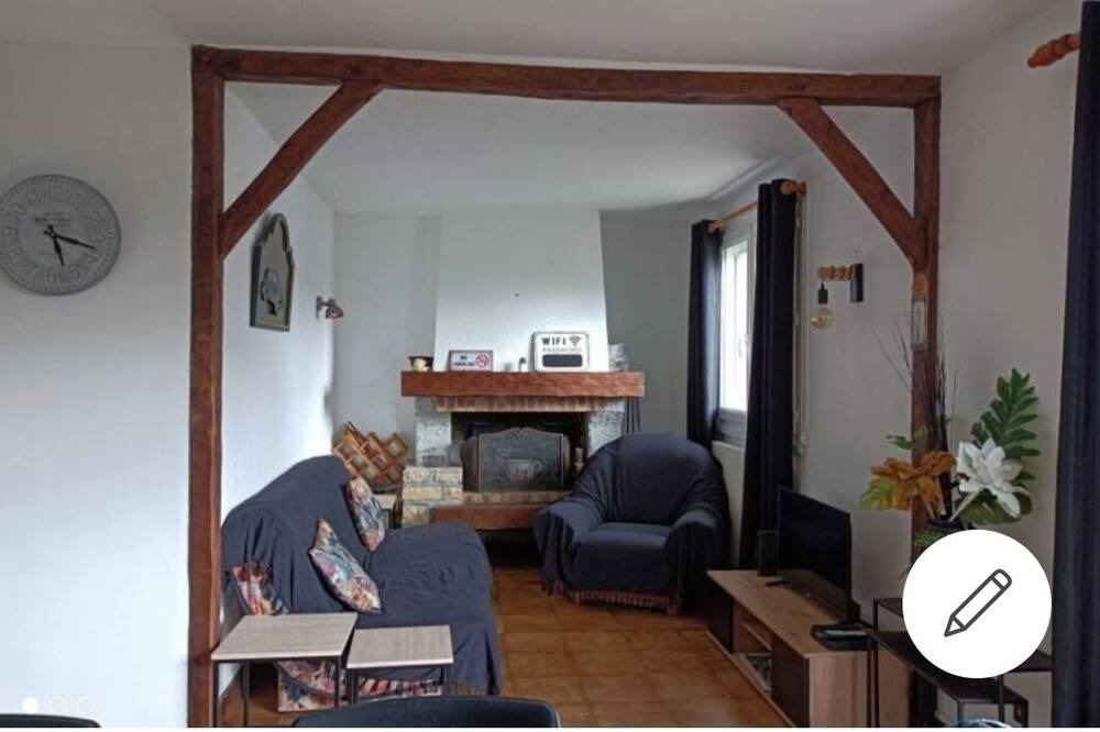 Photo of Livingroom in Saint-Nicolas-d'Aliermont