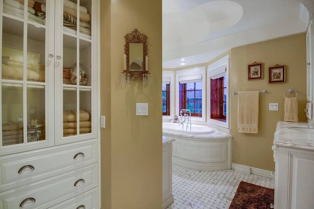Photo of Bathroom in Coronado