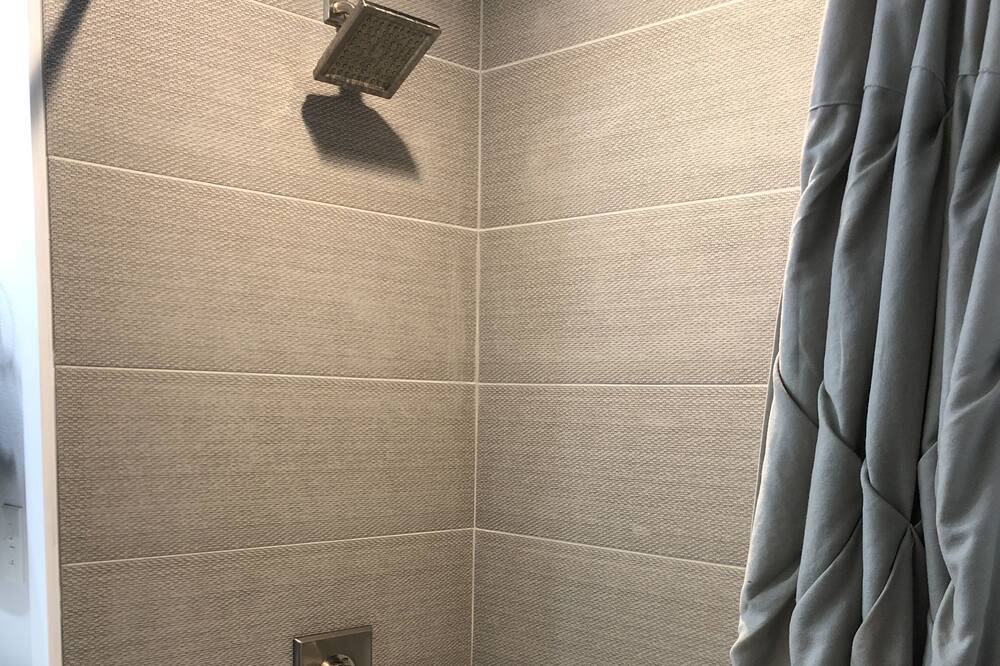 Photo of Bathroom in Rockwall