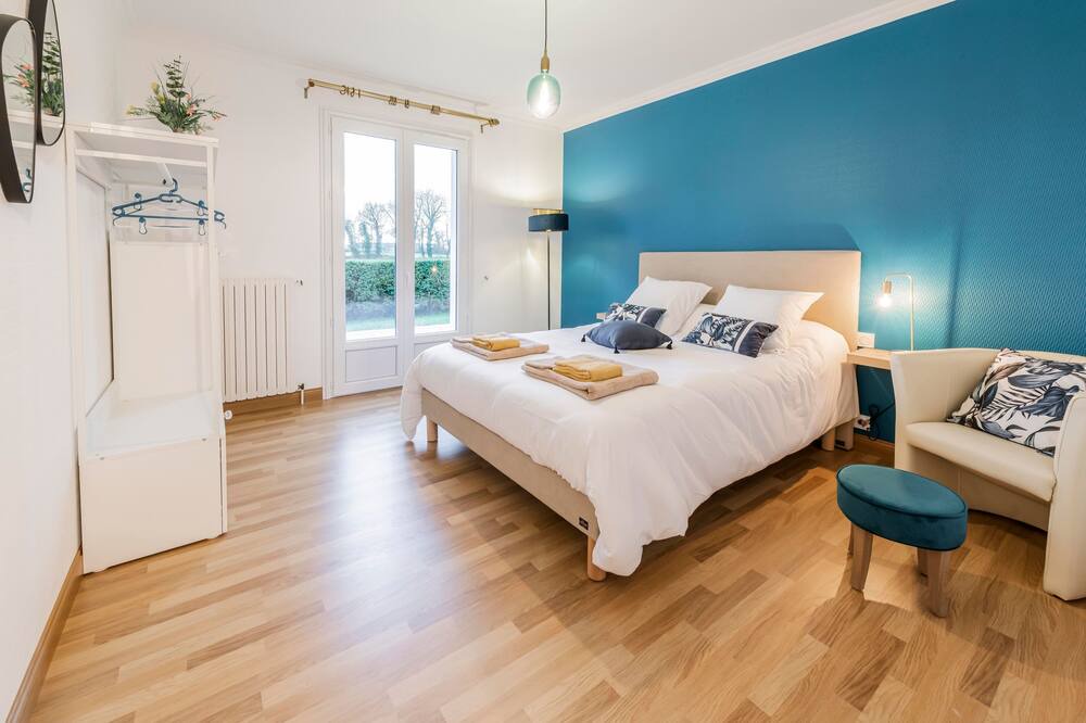 Photo of Bedroom in Lanvallay